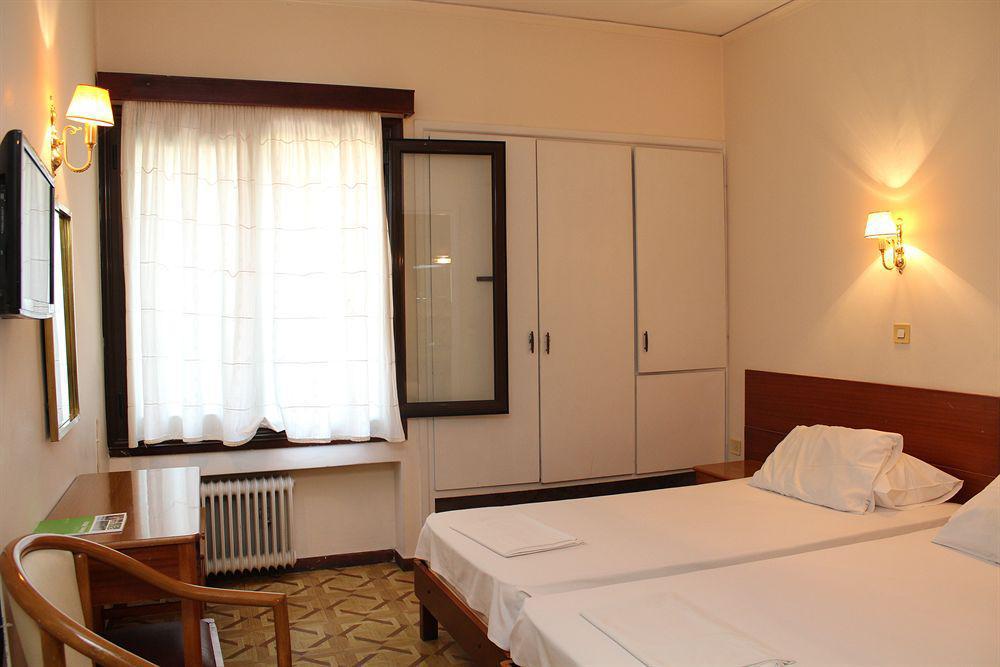 Nefeli Hotel Афіни Екстер'єр фото