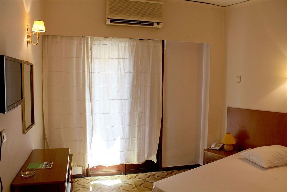 Nefeli Hotel Афіни Екстер'єр фото